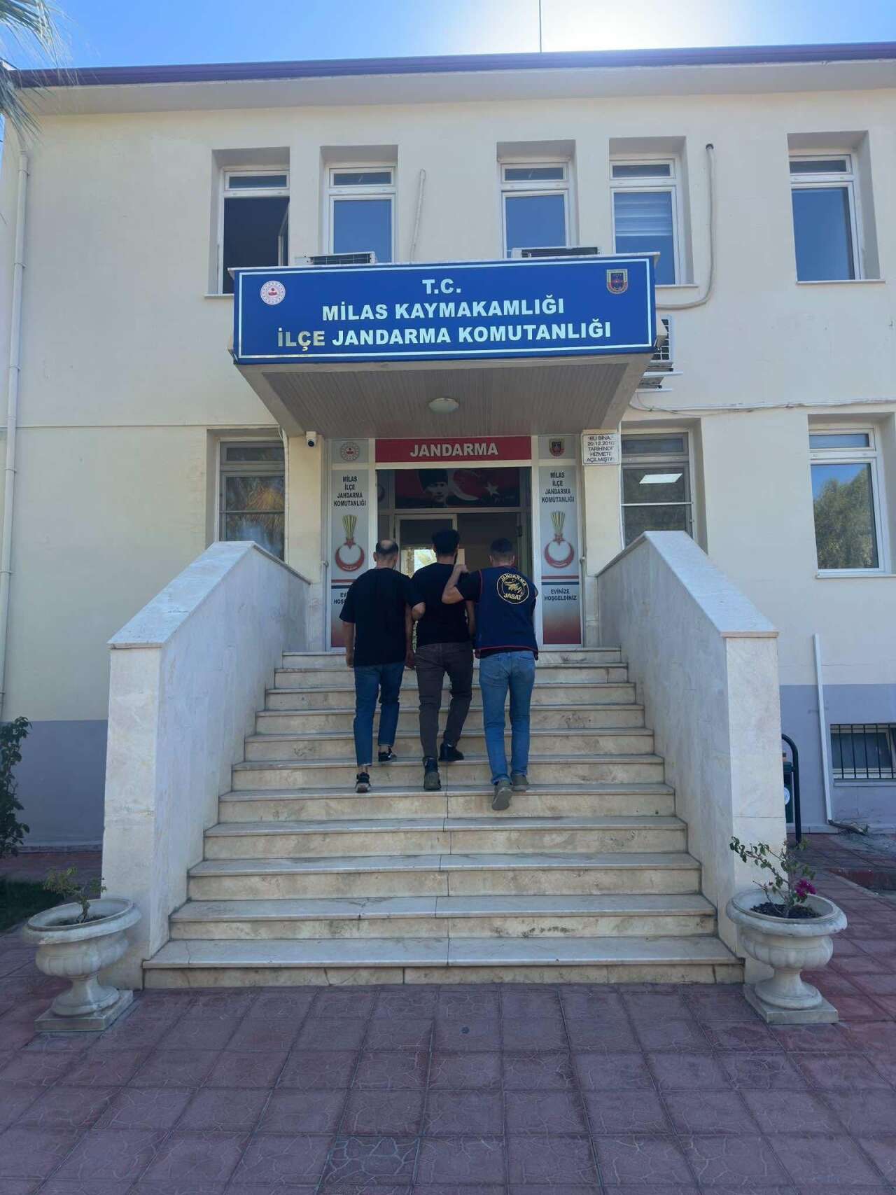 Muğla Jandarması Bir Haftada 101 Aranan Şahsı Yakaladı 1